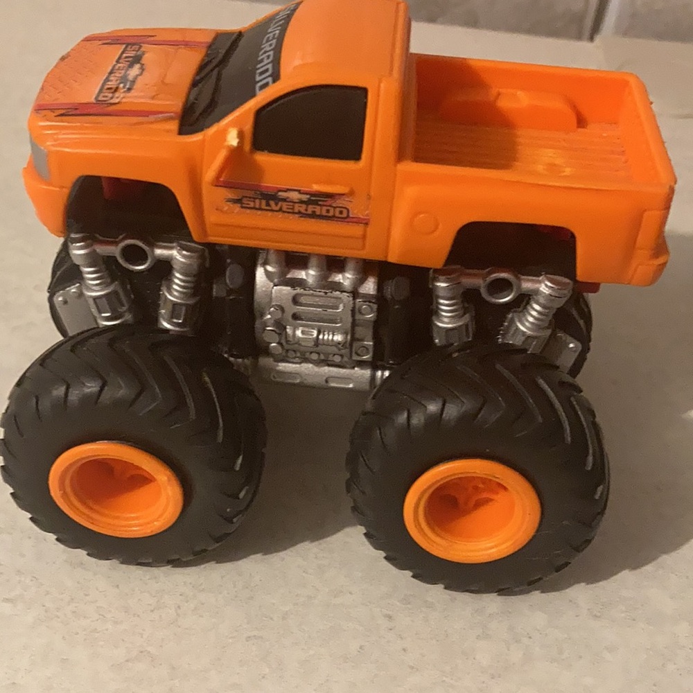 Toy Bundle - Picture 4 of 5